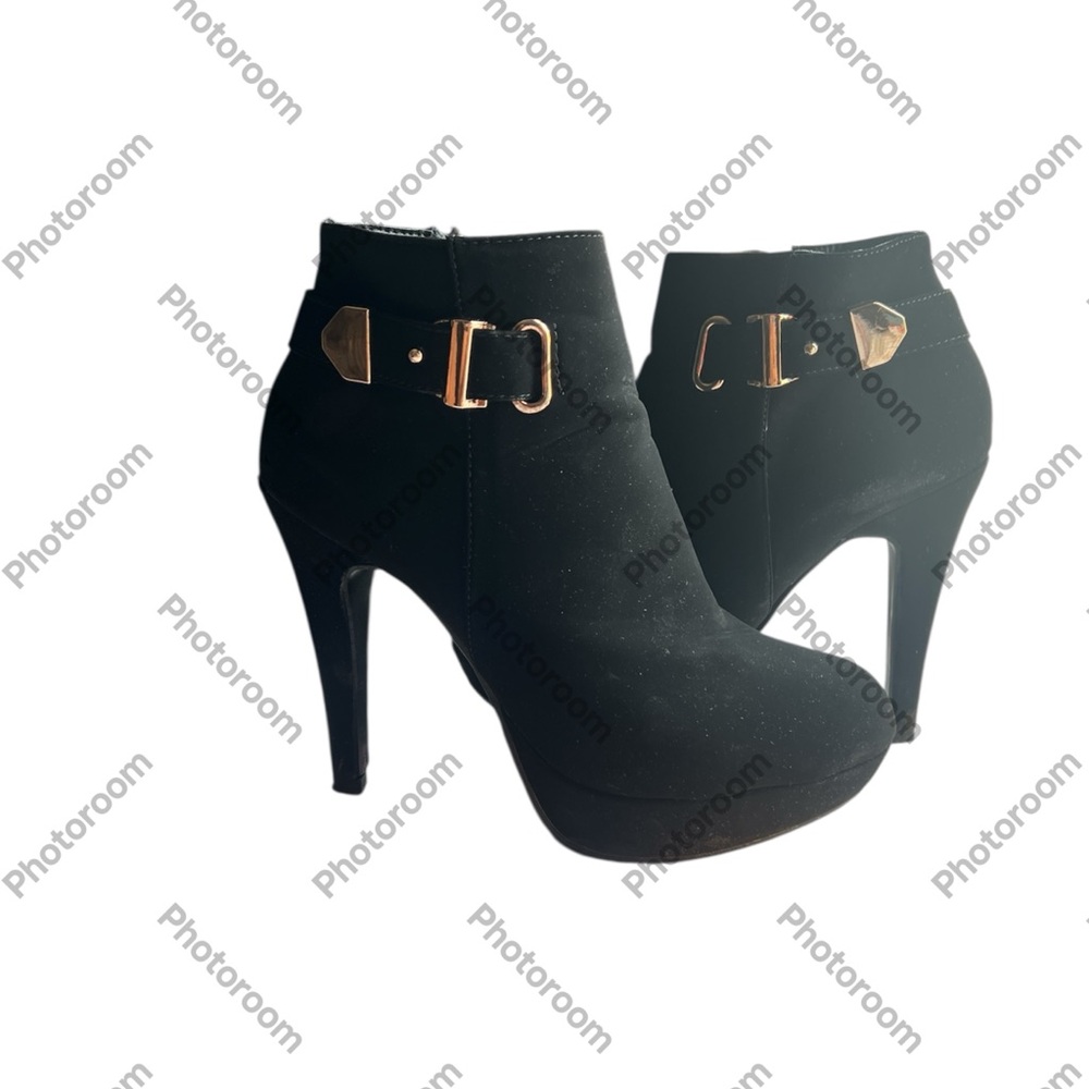Elegant Black Ankle Boots with Gold Accents